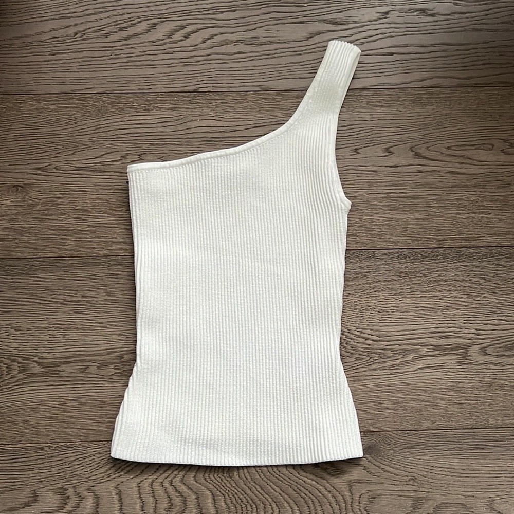 Babaton Sculpt Knit One Shoulder Tank